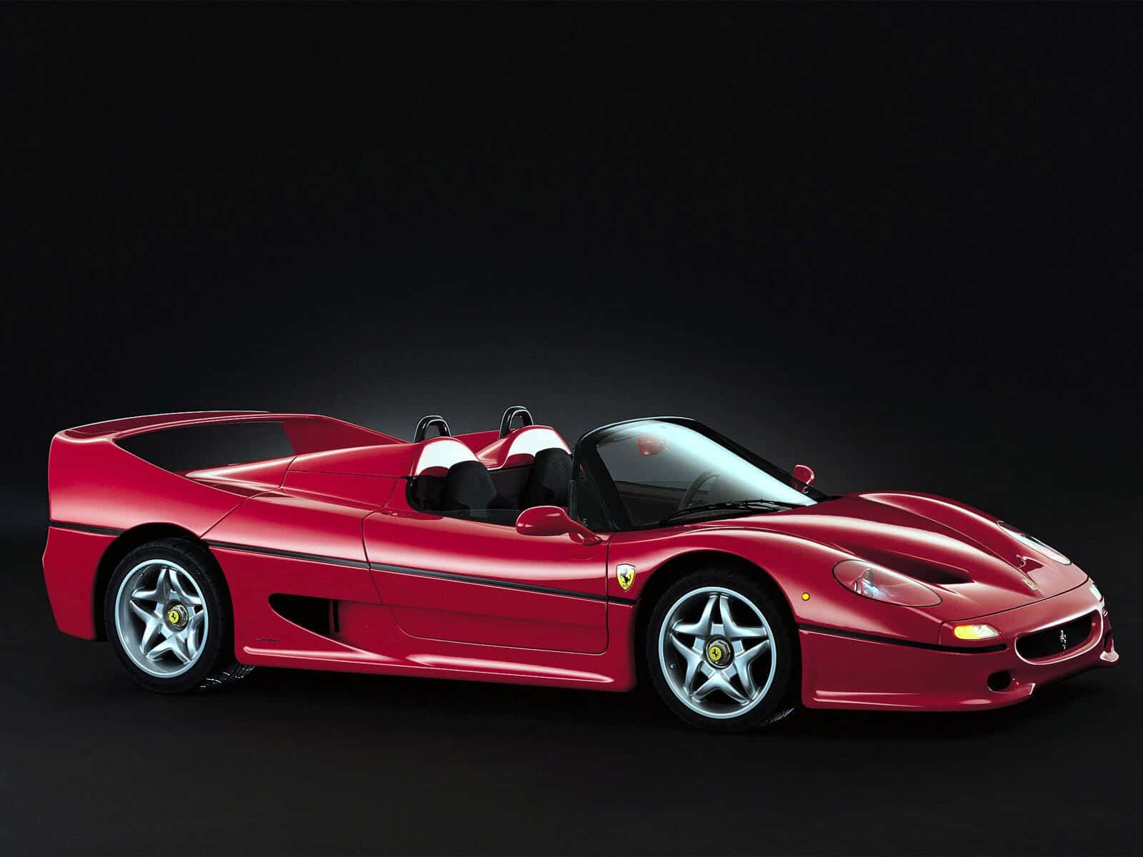 Ferrari F50, Évolutions et caractéristiques