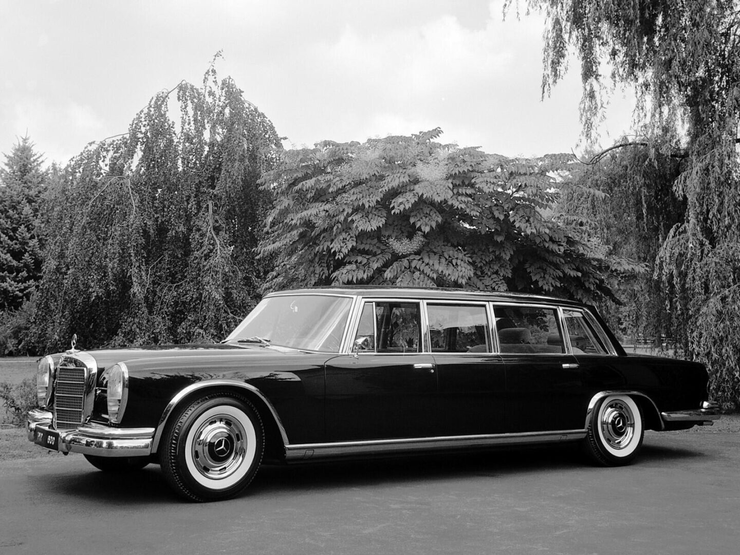 Mercedes 600 Pullman Limousine 4 portes