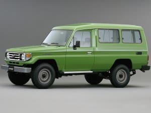 Toyota Land Cruiser 70 tout terrain long vitré 3p 1999