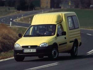 Opel Combo fourgonnette 1995 dérivé Opel Corsa B