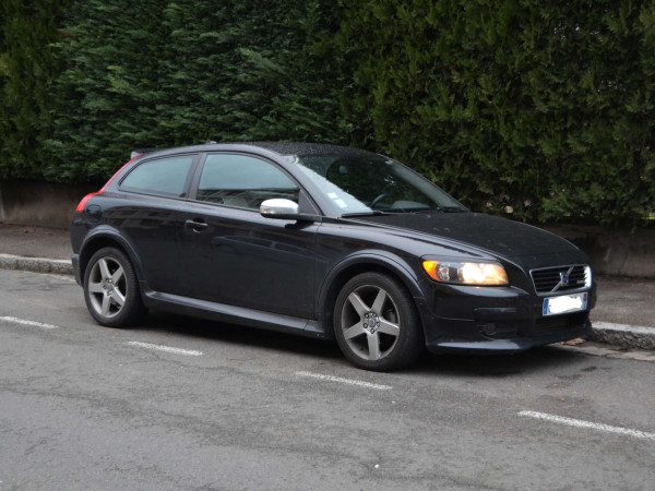 Volvo C30 R-Design 2008 vue avant