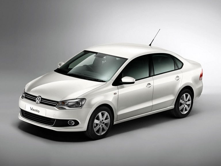 Volkswagen Vento 2010 - Volkswagen Polo Sedan