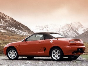 MGF 1995-1999 vue arrière avec capote - photo MG