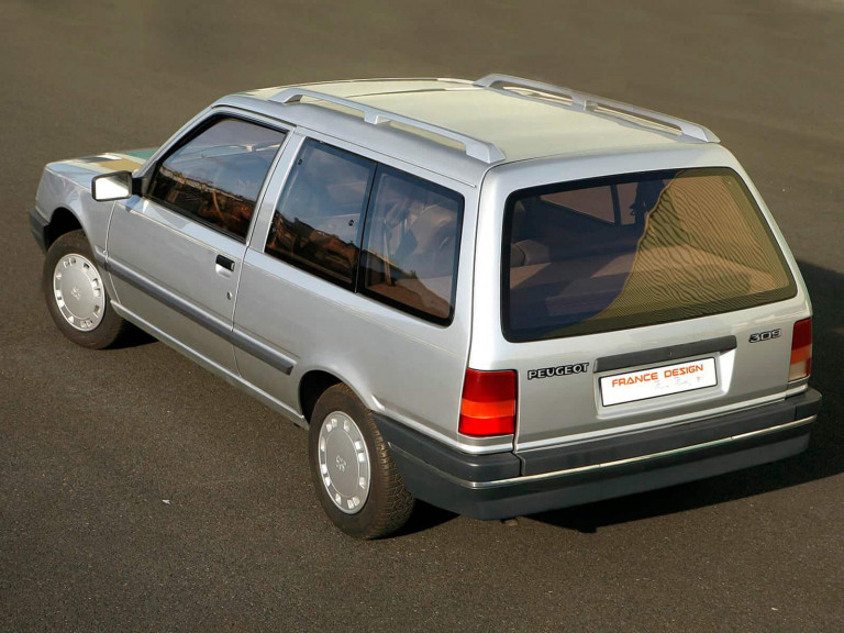 Peugeot 309 break prototype Heuliez vue AR 1988 - photo Heuliez