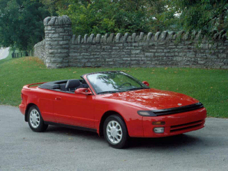 Toyota Celica cabriolet ASC vue AV 1991-1993 - photo : auteur inconnu