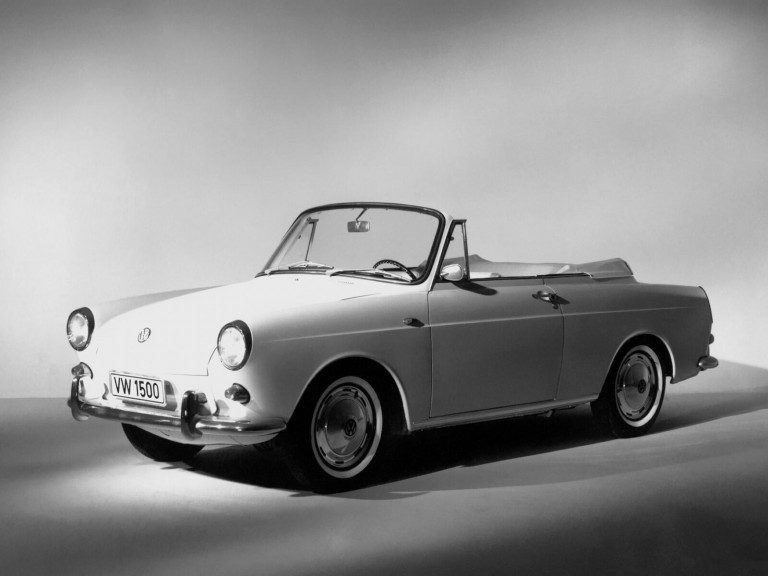 Volkswagen 1500 notchback cabriolet Karmann 1961 - photo Volkswagen