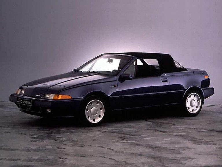 Volvo 480 cabriolet prototype vue AV 1986 - photo Volvo