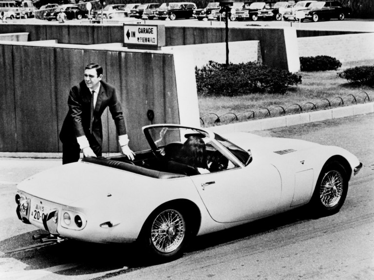 Toyota 2000 GT convertible 1966 - photo : auteur inconnu