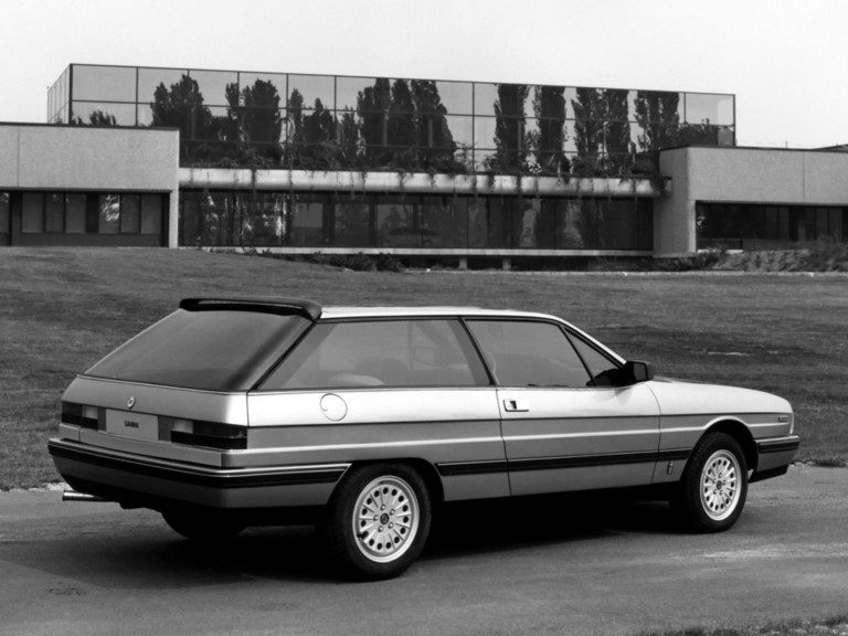 Lancia Gamma Olgiata vue AR 1982 - photo Pininfarina