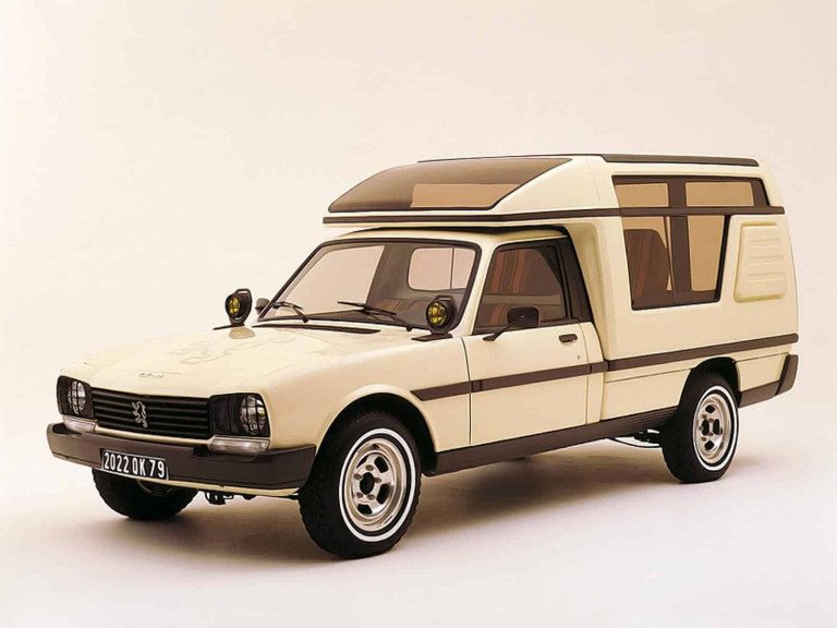 Peugeot 504 Loisirs prototype Heuliez 1979 - photo Heuliez