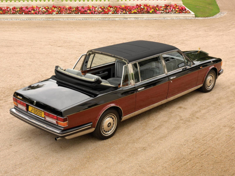 Rolls Royce Silver Spirit Emperor State Limousine Landaulet vue AR 1989 - photo Hooper