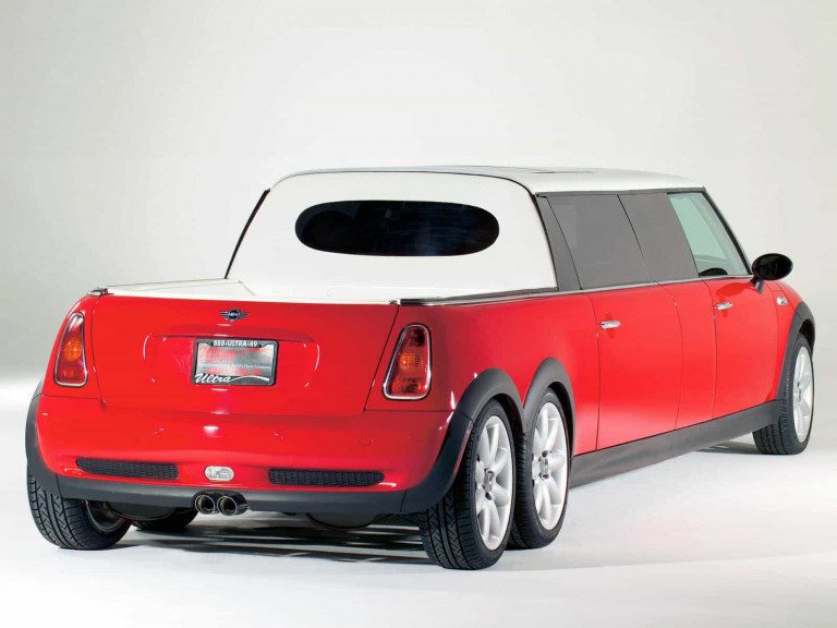 Mini XXL concept vue AR avec jacuzzi 2004 - photo Ultra Limousine