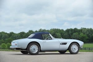 BMW 507 1956-1957 vue AR avec capote - photo : auteur inconnu