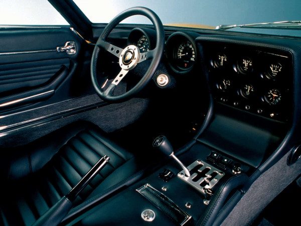 Lamborghini Miura P400SV 1971-1972 intérieur - photo Lamborghini