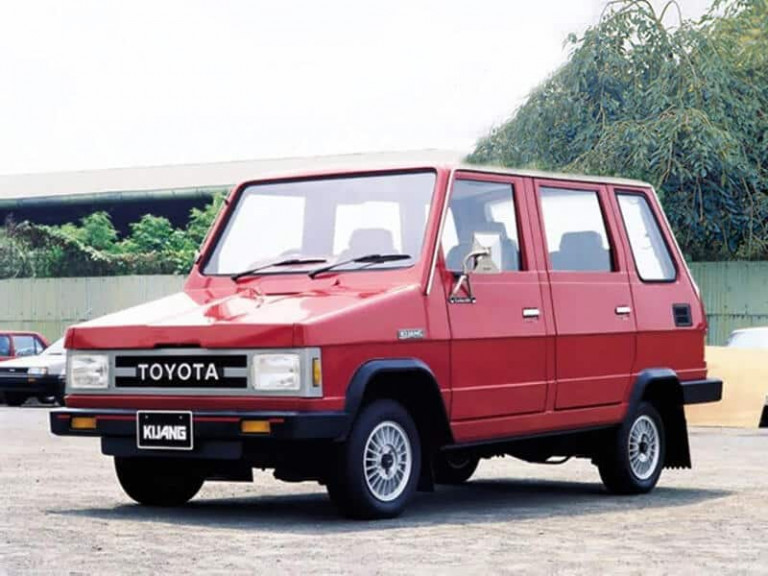 Toyota Kijang 1981-1985 - photo Toyota