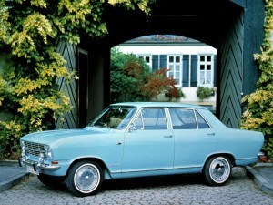 Opel Kadett B berline 1965 - photo Opel
