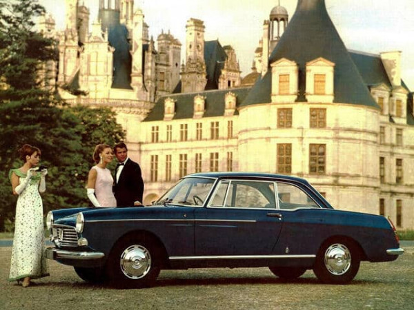 Peugeot 404 Coupé 1965-1966 - photo Peugeot
