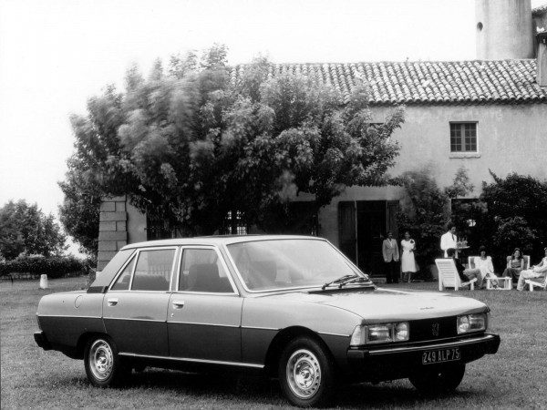 Peugeot 604 1975-1978 vue AV - photo Peugeot