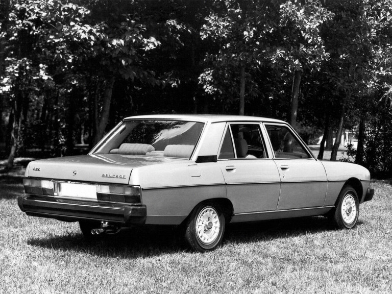 Peugeot 604 1978-1979 vue AR - photo Peugeot