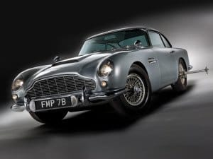 Aston Martin DB5 James Bond 1964 vue AV - photo : Aston Martin