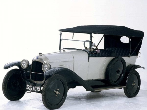 Citroën Type A 1919 - photo Citroën