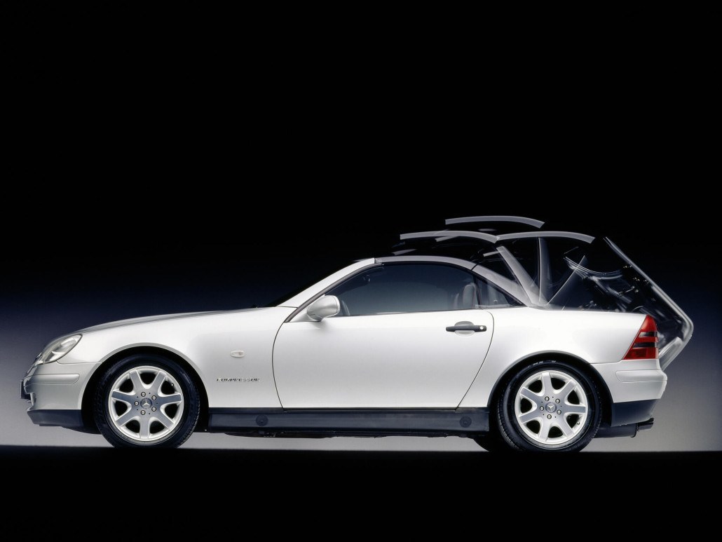 SLK R170 1996-2000 profil avec mécanisme de toit rétractable - photo Mercedes-Benz