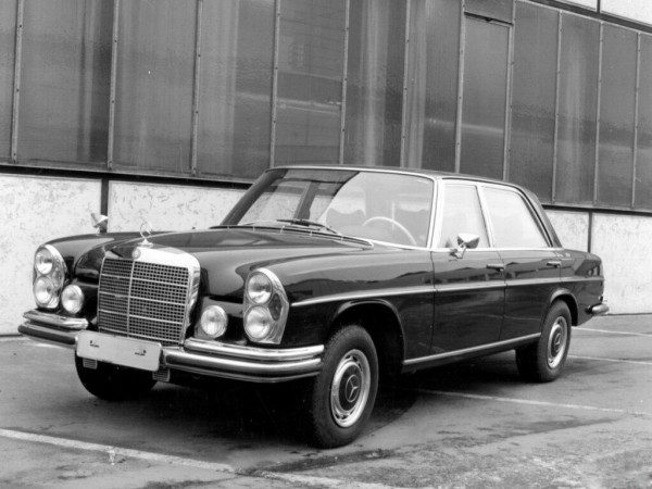 Mercedes-Benz 280 SEL 3,5 Guard (W108) vue AV 1971-1972 - photo Mercedes-Benz