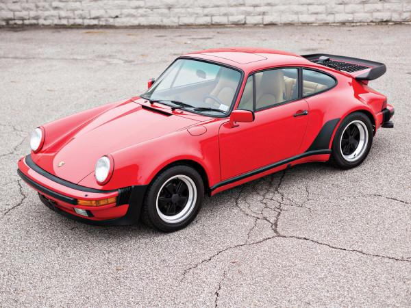 Porsche 911 Turbo US 1986-1989 vue AV - photo Drew Shipley RM Auctions