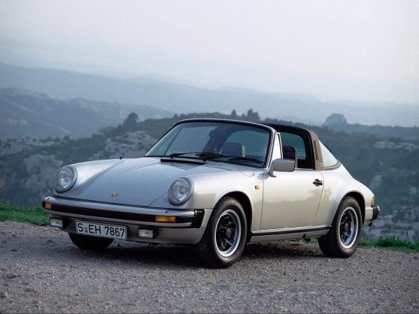 Porsche 911 Targa SC 3.0 1980-1983 vue AV - photo Porsche