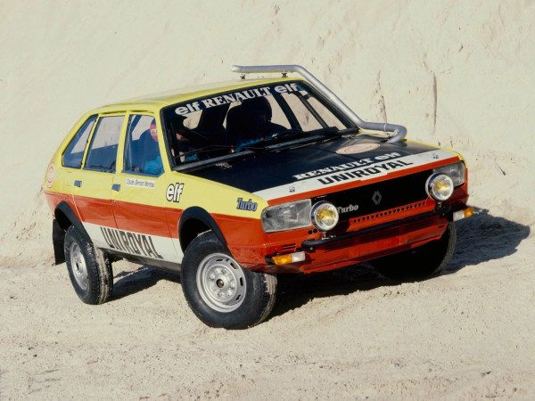 Renault 20 Turbo 4x4 Paris-Dakar 1982 vue AV - photo Renault - R20