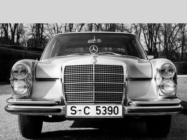 Mercedes-Benz 300 SEL 6,3 (W109) face AV 1968-1972 - photo Mercedes-Benz