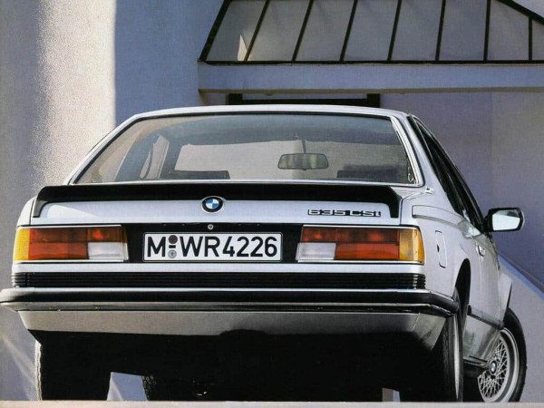 Série 6 E24 1982-1987 face AR - photo BMW