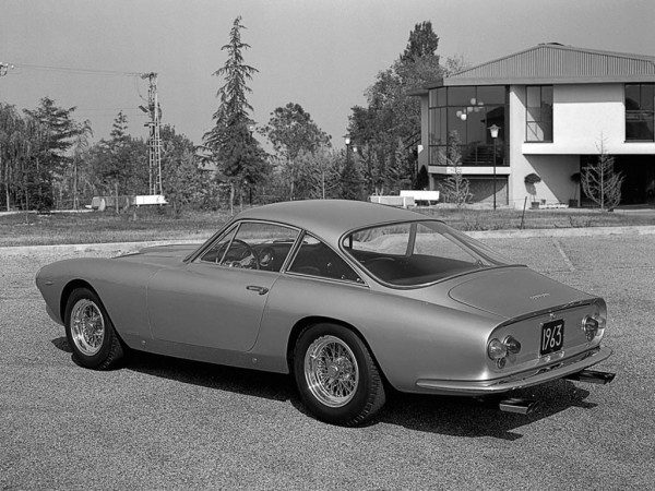 Ferrari 250 GT Lusso prototype salon de Paris 1962 vue AR - photo Ferrari