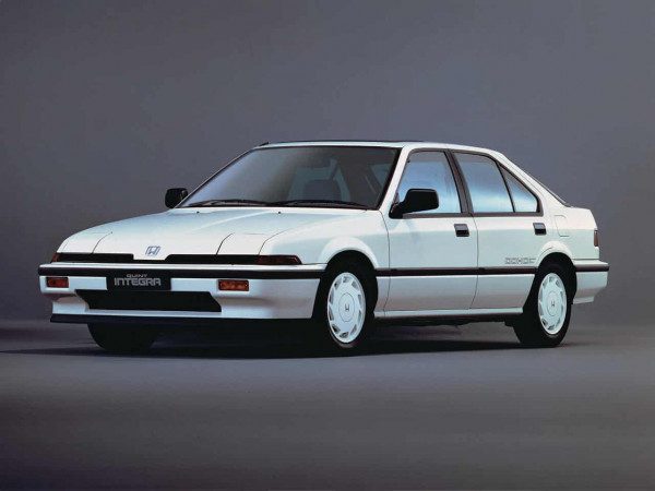 Honda Quint Integra liftback 5p 1985-1987 vue AV - photo Honda