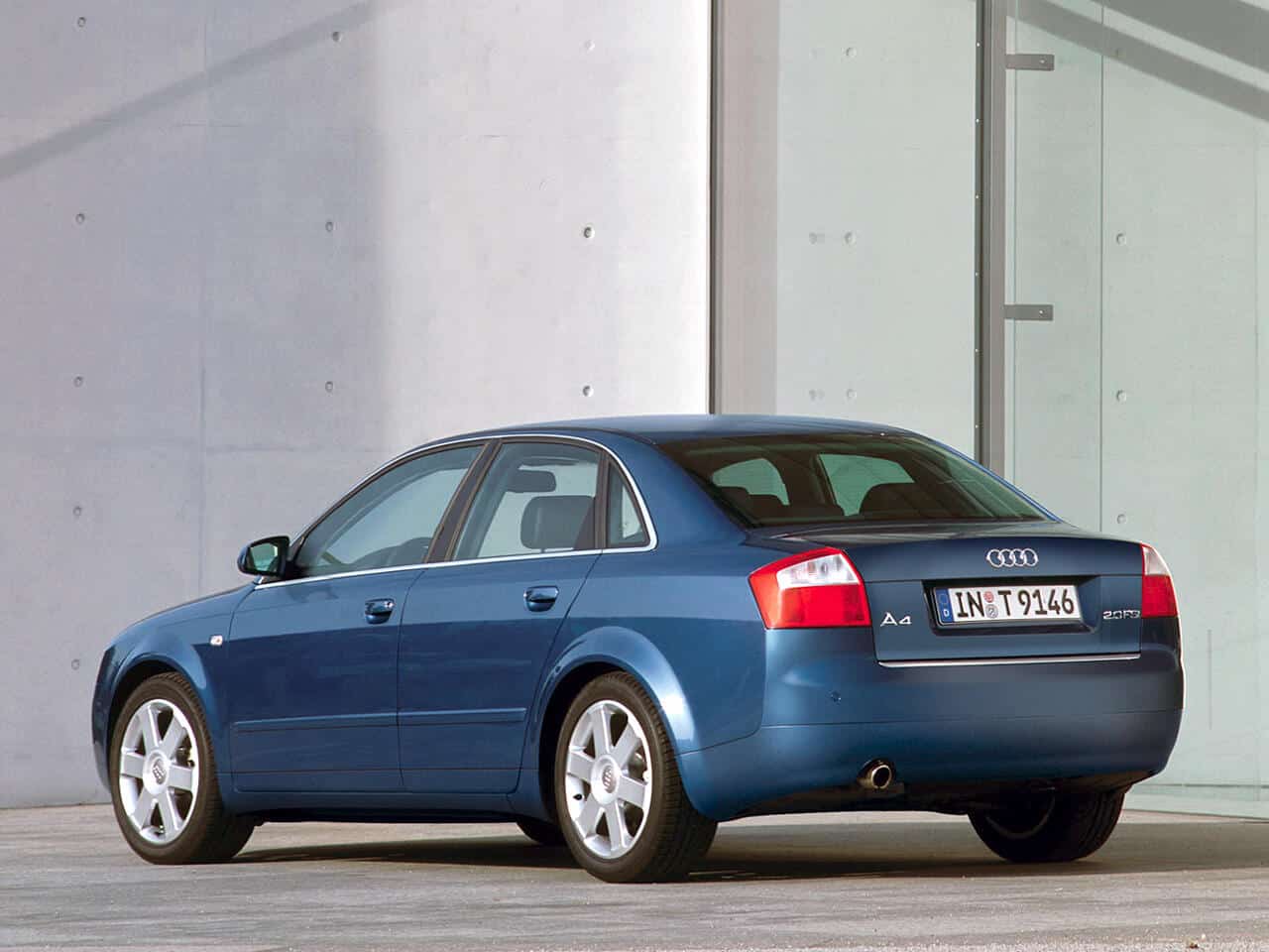 Audi A4 B6, Évolutions et caractéristiques