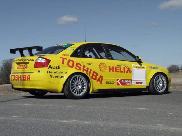 Audi A4 B6 championnat de tourisme scandinave 2003-2004 vue AR - photo Audi