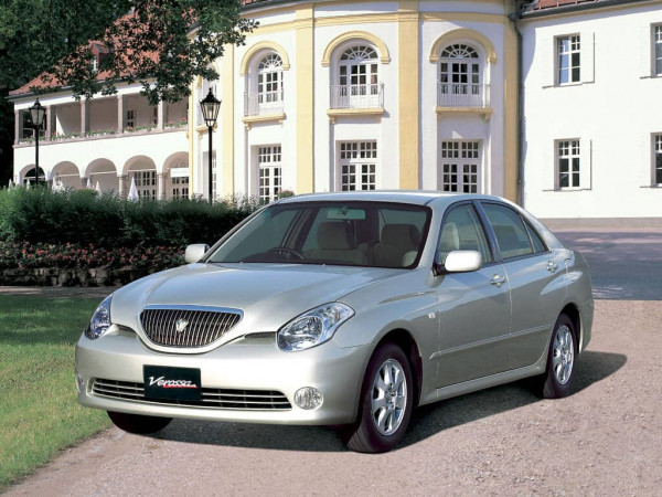 Toyota Verossa 2003-2004 vue AV - photo Toyota