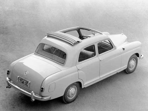 Mercedes-Benz Ponton 180 (W120) découvrable 1953-1957 vue AR - photo Mercedes-Benz