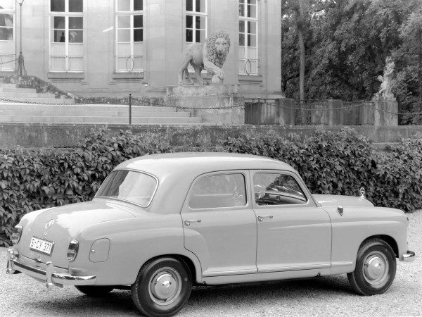 Mercedes-Benz Ponton 180a (W120) 1957-1959 vue AR - photo Mercedes-Benz
