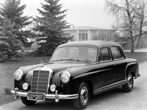 Mercedes-Benz Ponton 220a (W180) 1954-1956 vue AV - photo Mercedes-Benz