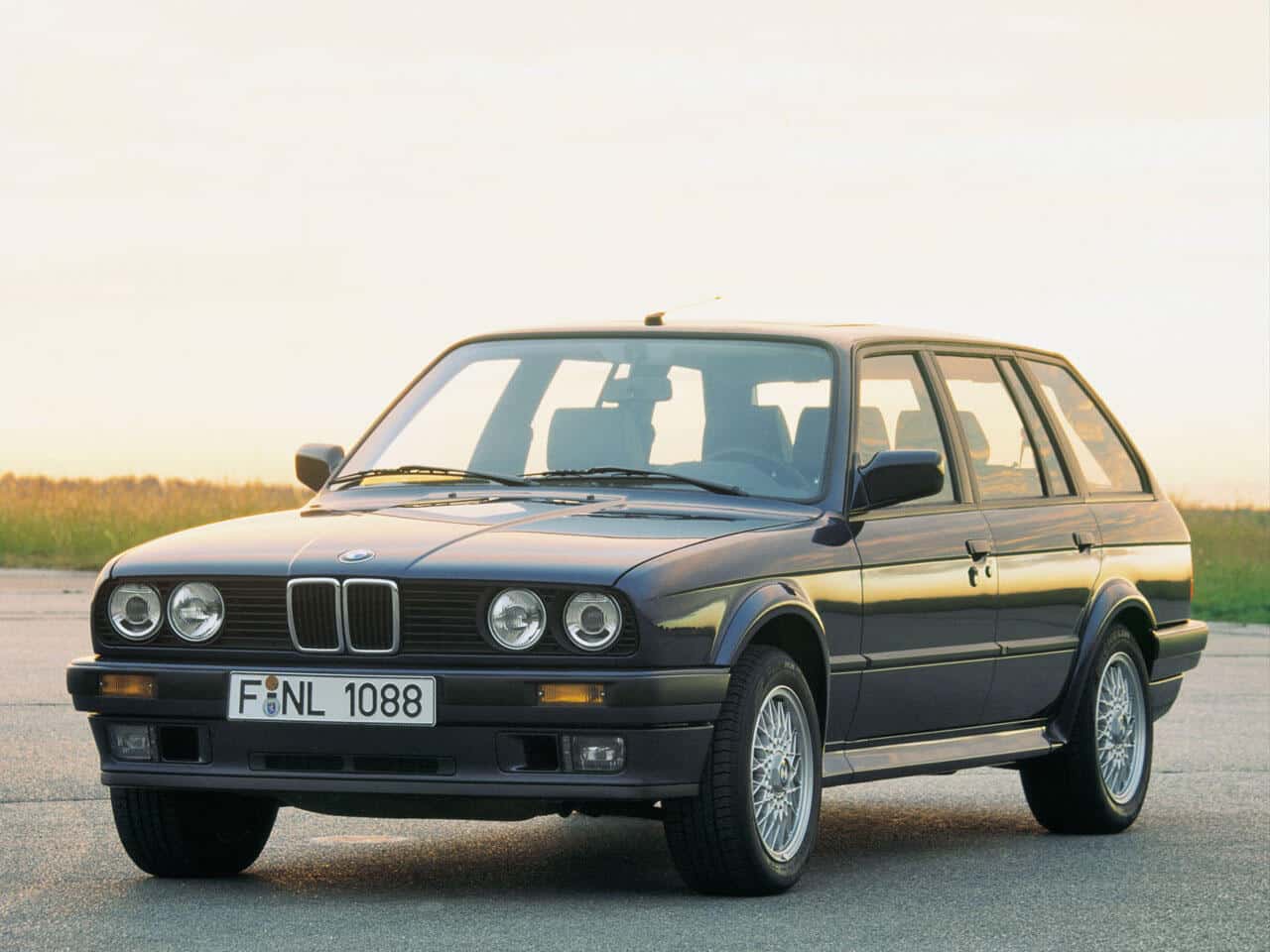 Bmw Série 3 E30 Touring | Évolutions Et Caractéristiques | Auto Forever