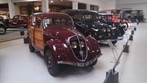 Peugeot 202 Break et la fourgonnette SK3 Boulangère
