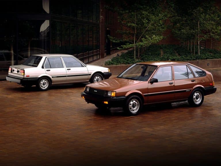 Toyota Corolla E80 Sedan & Liftback 1984-1987 US