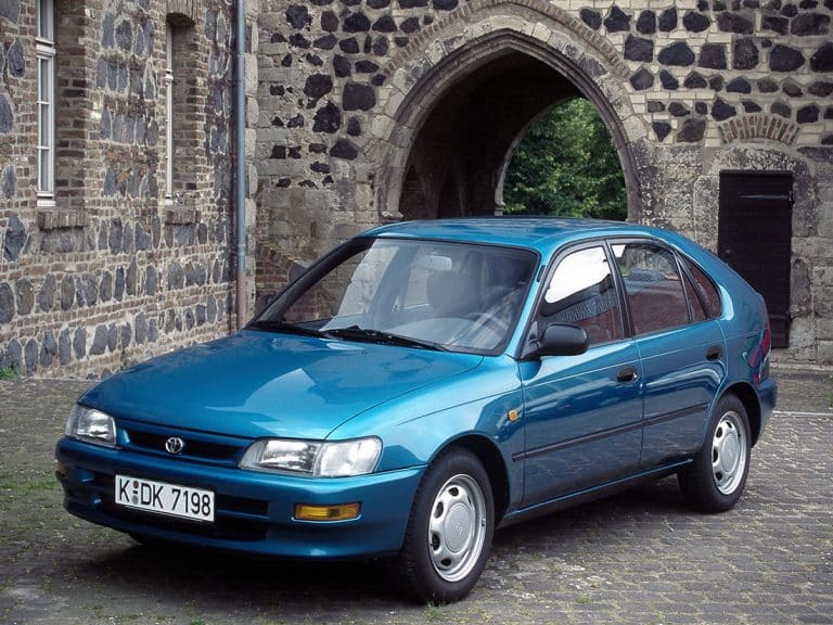 Toyota Corolla Hatchback E100 1992-1998