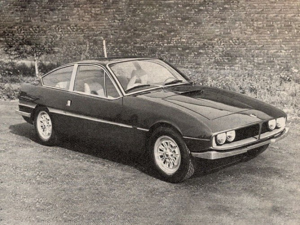 Volvo 2000 GTZ Zagato salon de Turin 1970 - photo Motauto