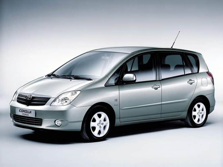 Toyota Corolla Verso E120 2001-2004 Europe