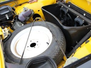 Compartiment avant de la Renault 5 Turbo 2