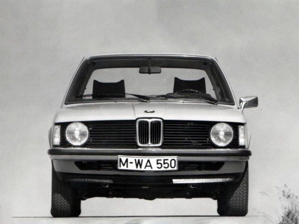 BMW Série 3 E21 316 face avant 1975 - photo BMW