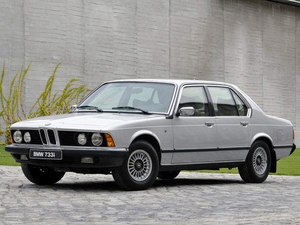 BMW Série 7 E23 733i blindée 1977-1979 vue AV - photo BMW Classic