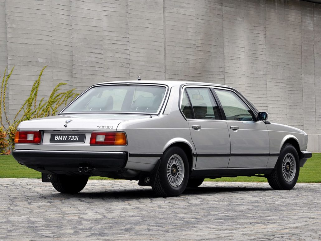 BMW E23 | Évolutions et caractéristiques | Auto Forever